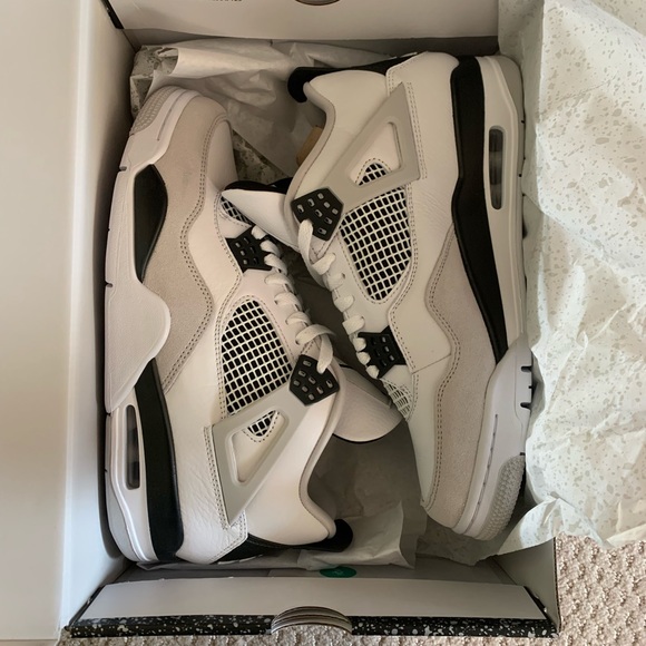 Jordan 4s Retro Military Black